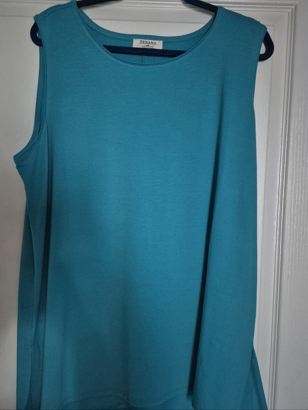 Zenana Outfitters Plus Teal Sleeveless Scoop Neck Tank